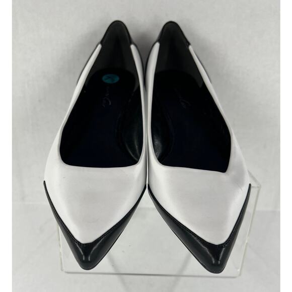 Kenneth Cole Pointed Black and White Flats - Picture 3 of 5